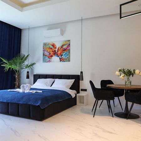 Apartament Ksiezycowy Z Jacuzzi Nowy Sącz Esterno foto
